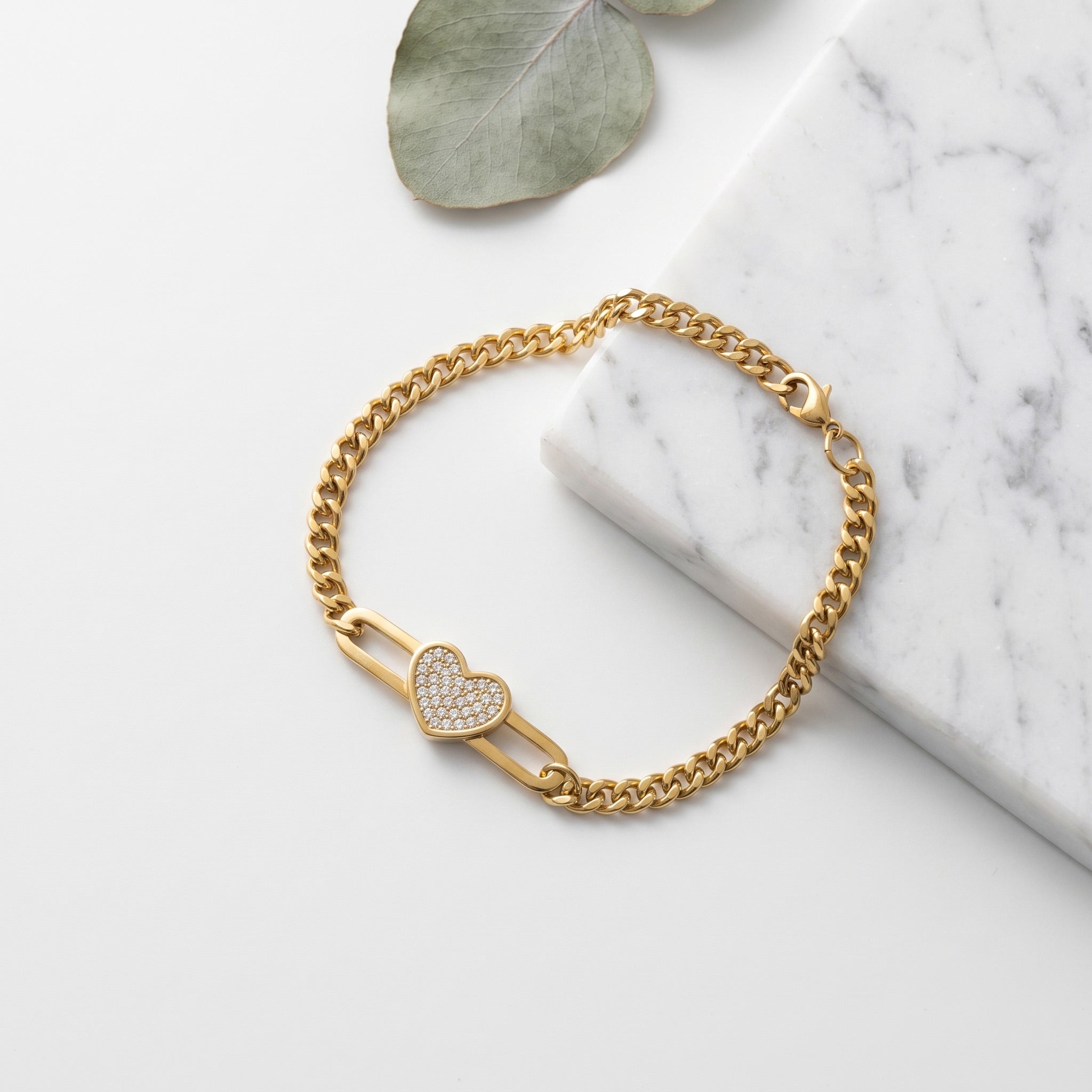 Pavé Heart Link Bracelet | Tia Maison Egypt Main image