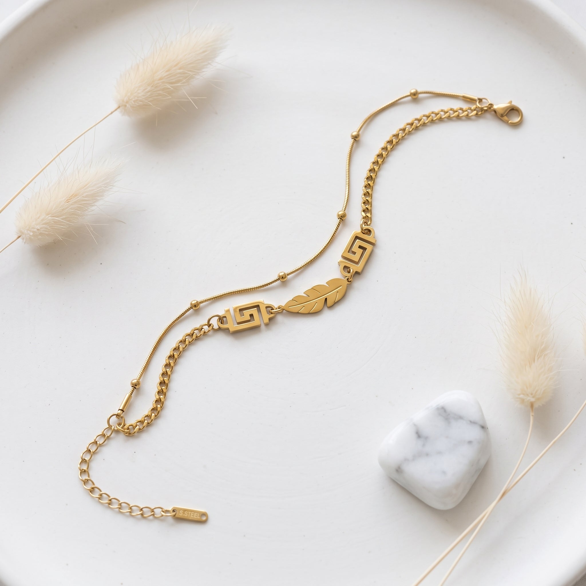 Leaf Accent Double Chain Bracelet | Tia Maison Egypt Main image