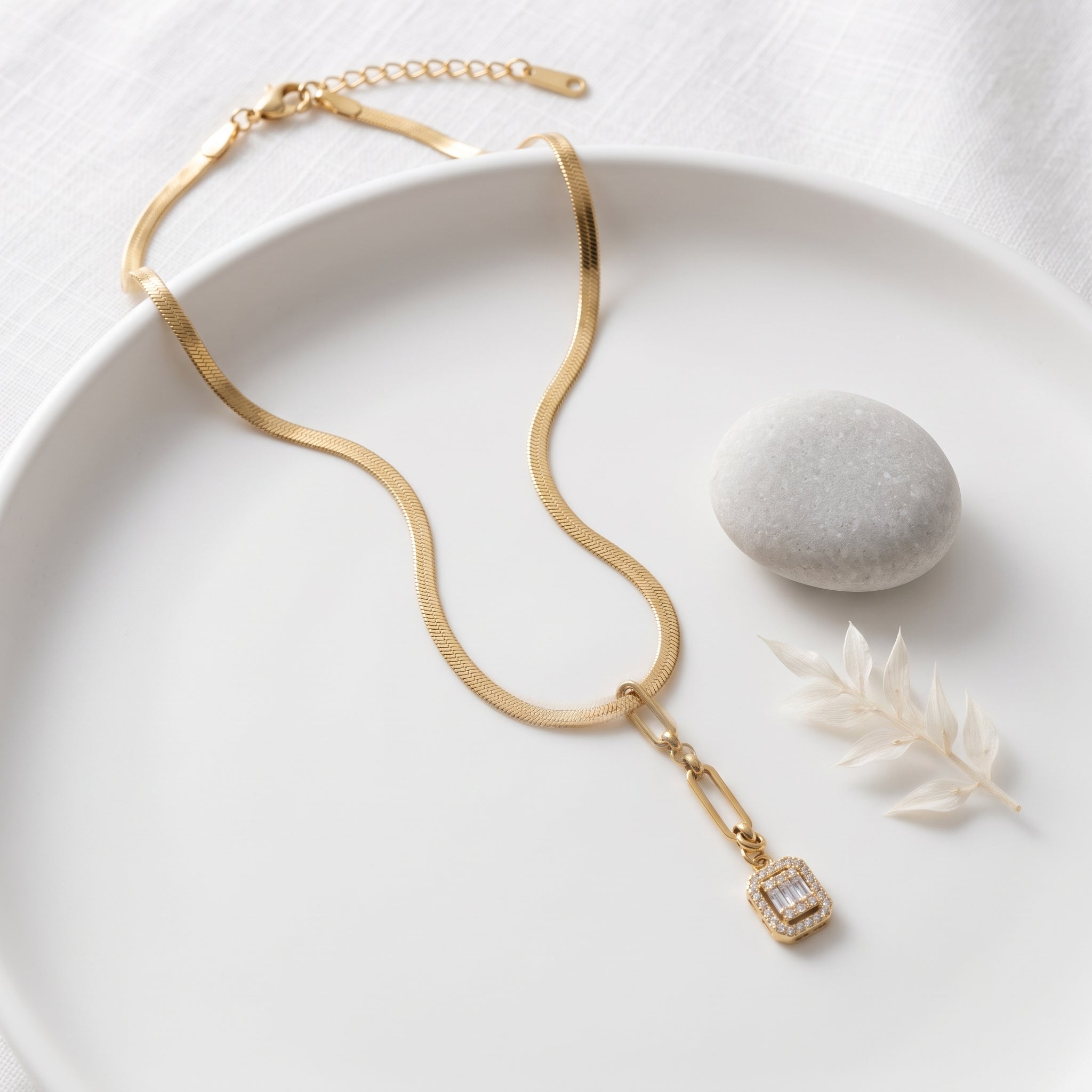 Crystal Charm Snake Chain Necklace | Tia Maison Egypt Main image