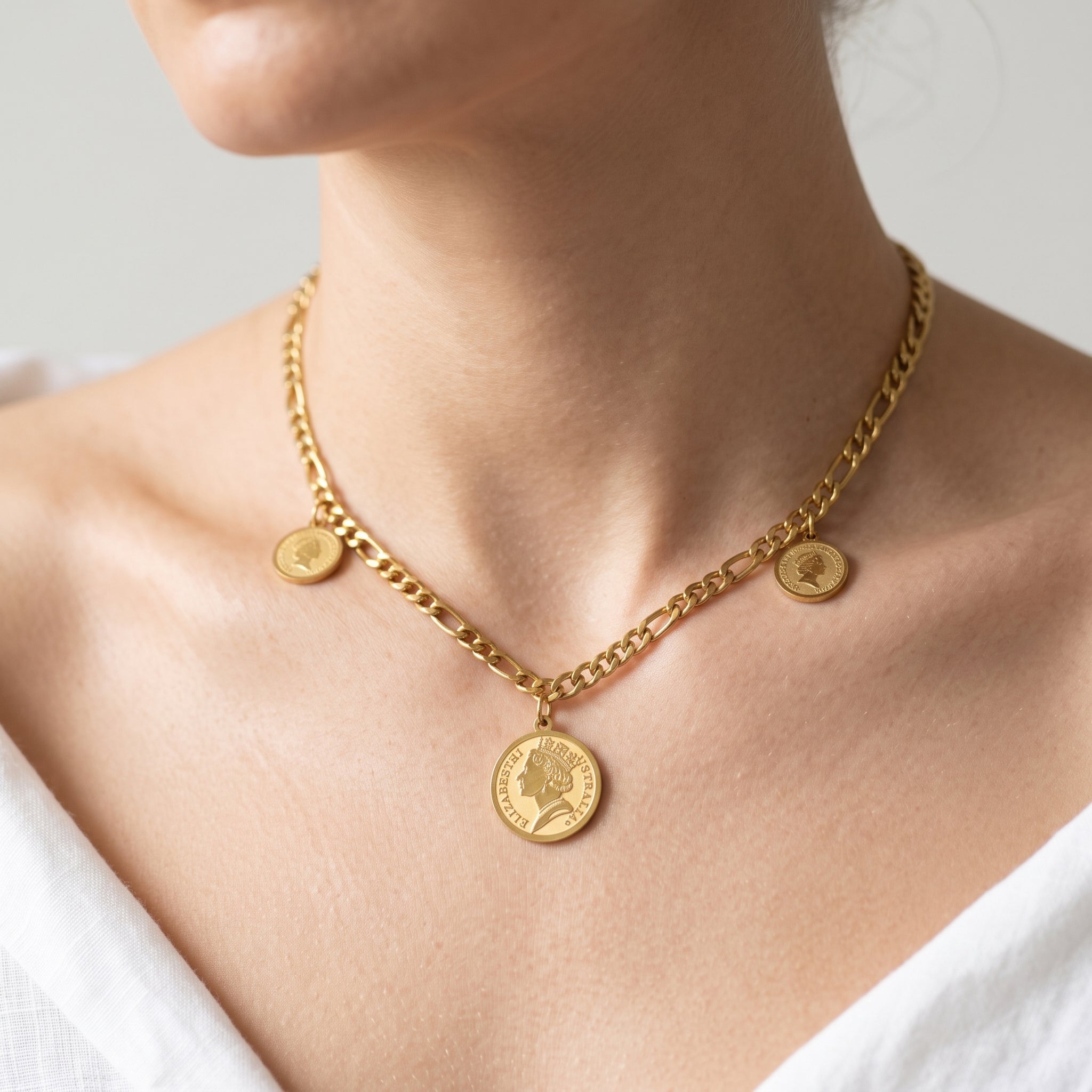 Vintage Coin Pendant Necklace Secondary image